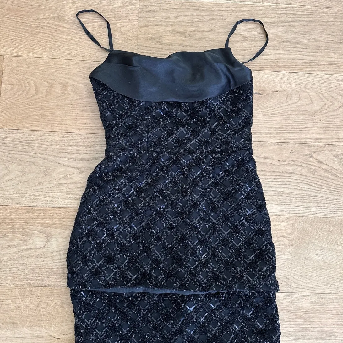 Azazie Maxi Dress Sleeveless Sequins Shaina Size US6 Black - Image 2