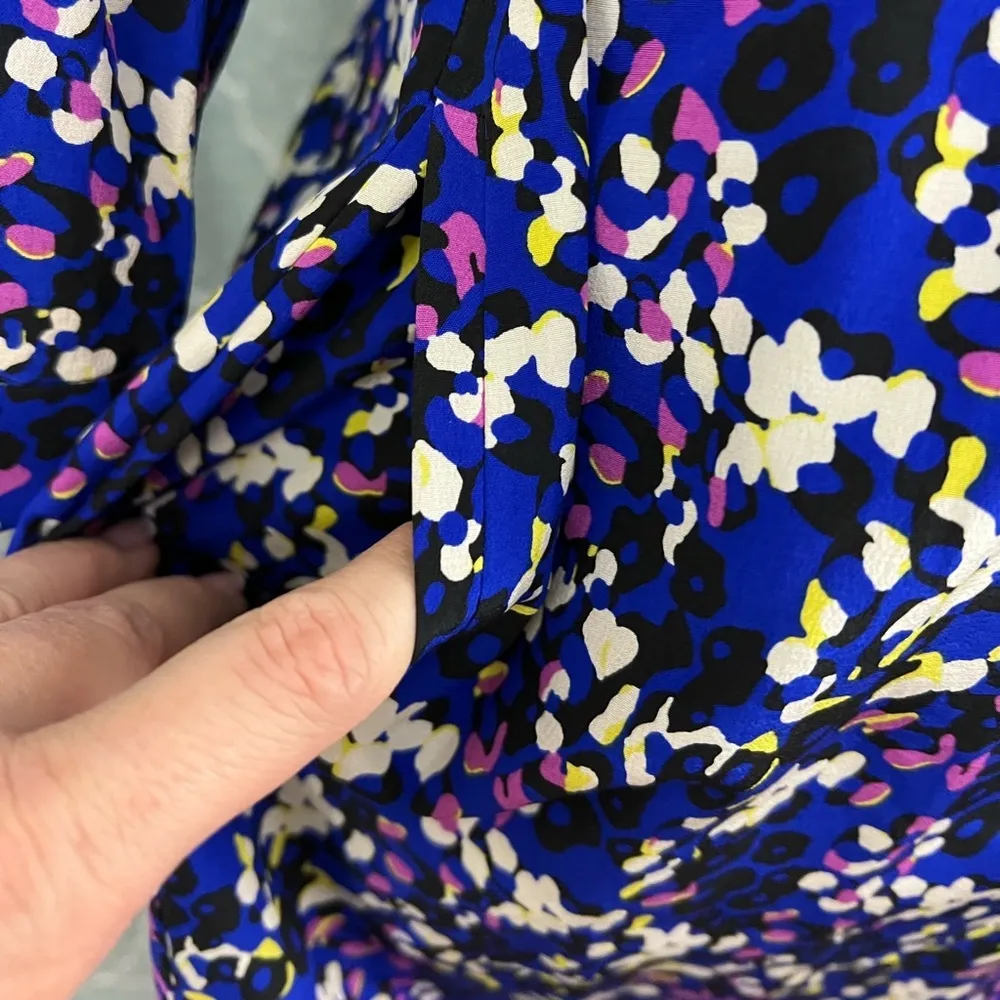 Diane Von Furstenberg Abstrat Foral 100% Silk Dress - Size 4 - Image 9