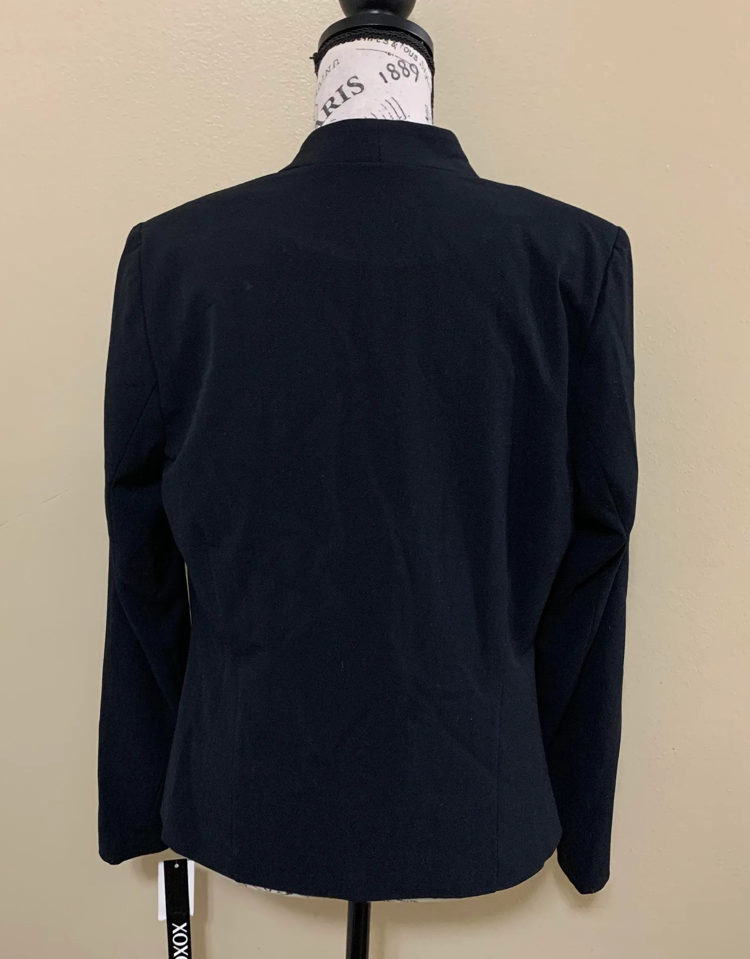 Black Floral Embroidered Blazer Jacket Medium - Image 9