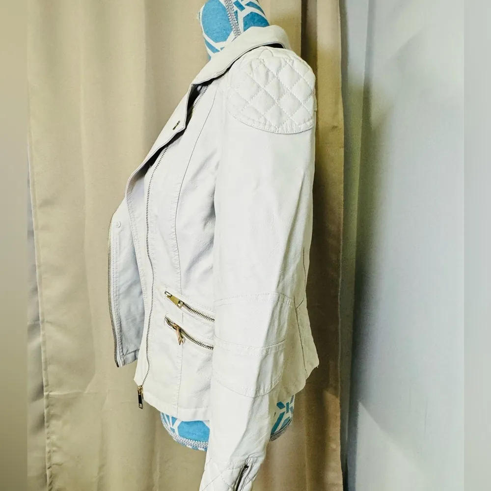 AKIRA Chicago Black Label   Women’s Full Zip , Size Large - Image 4