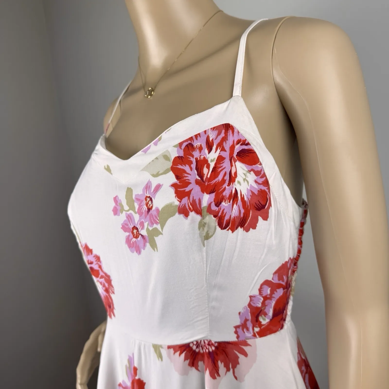 Old Navy Women Smocked Fit & Flare Cami Mini Dress Sz S Floral Summer zip‎ up - Image 4