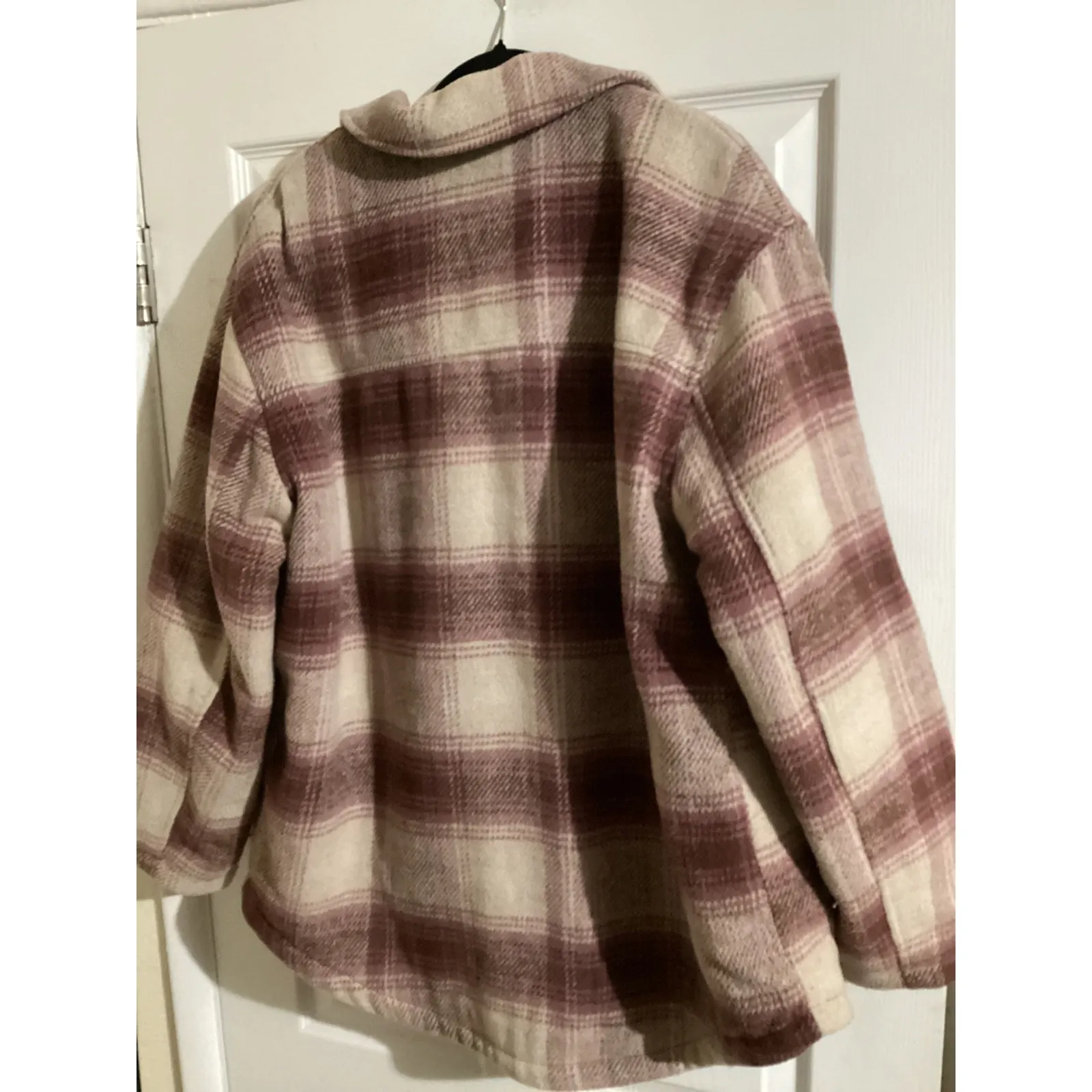 American Eagle Plaid Sherpa Lined Shacket Jacket L Burgundy Cream Button Front Purple Size L - Image 4