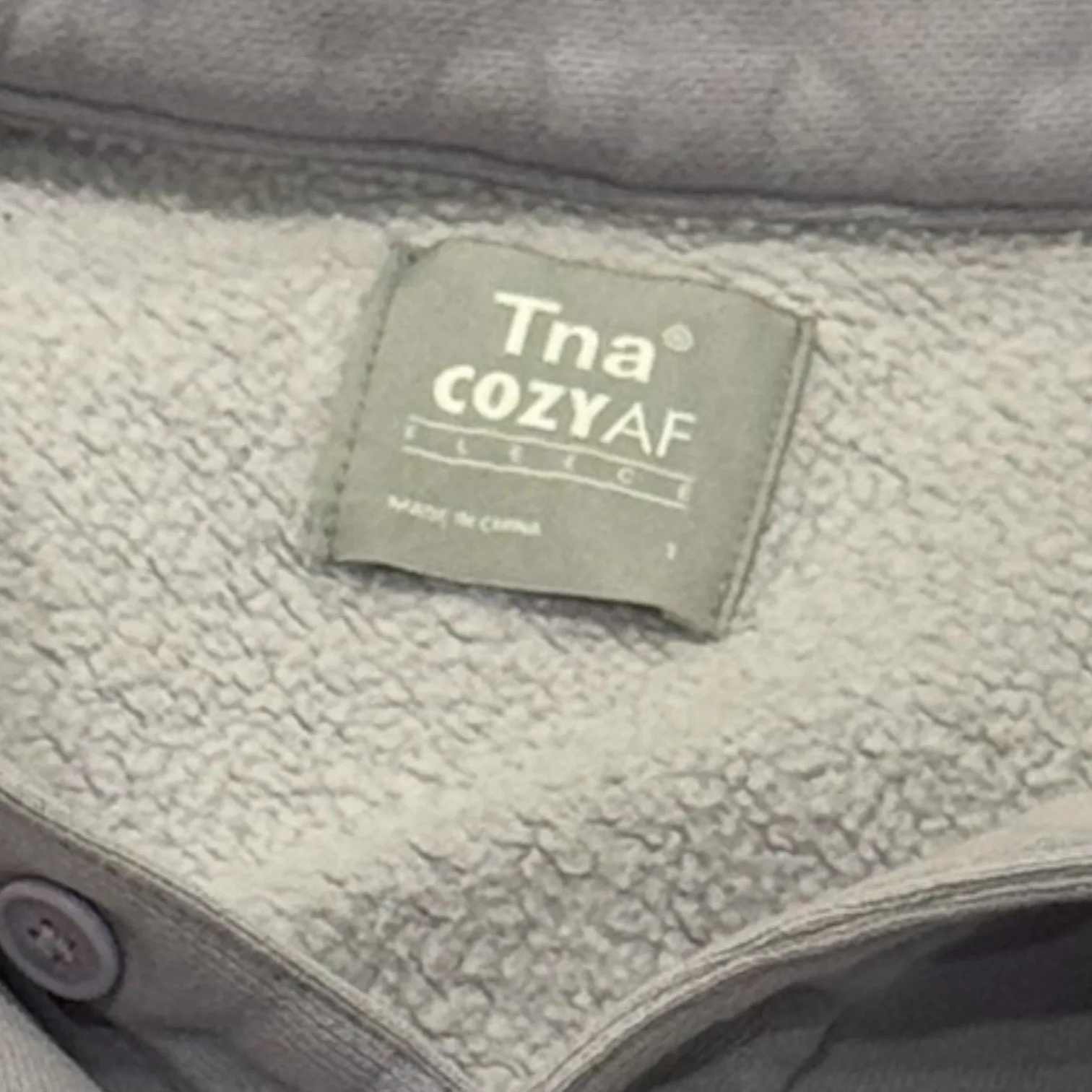 Aritzia TNA Cozy AF Button‎ Collared Lavender Oversized Pullover Size 1 (small) Purple - Image 3