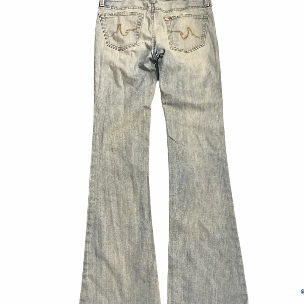 AG Adriano Goldschmied light wash boot cut 28 jeans. - Image 2