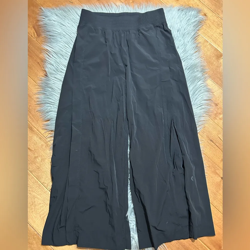 ZYIA ACTIVE Khaki Work Flow Wide Leg Crop Lightweight Pants Size M - Image 3