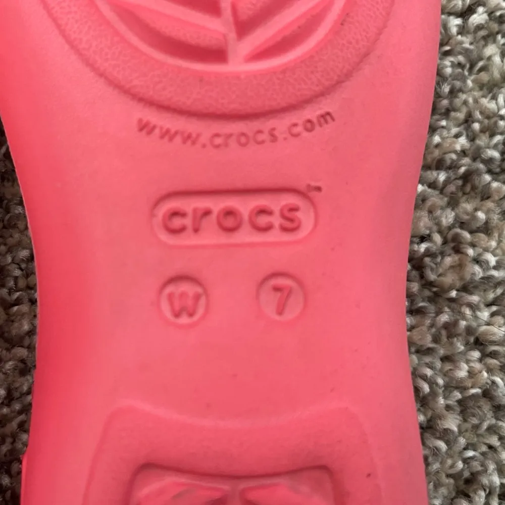 Women’s Crocs Olivia II Slingback Slip-On Flats Coral Pink Shoes Size 7 - Image 8