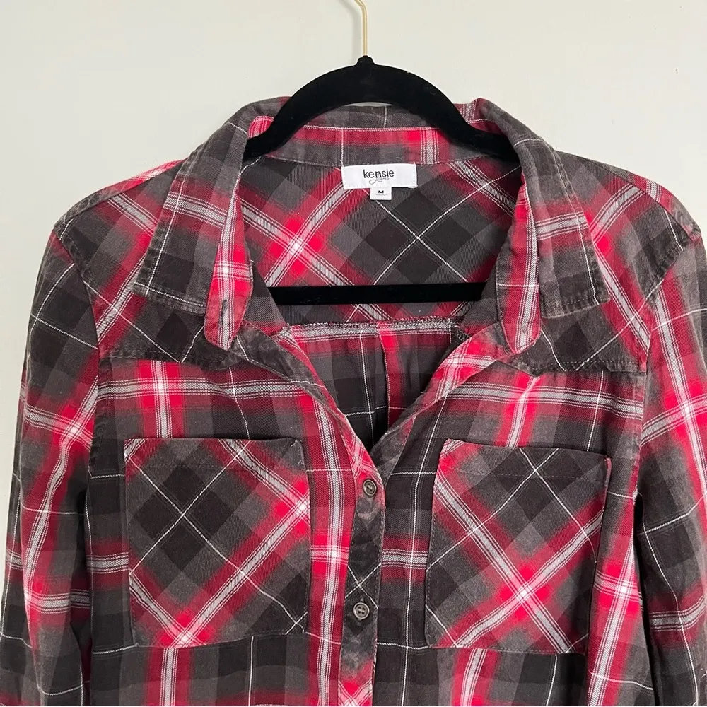 Kensie Jeans Button Down Flannel. Size M - Image 2