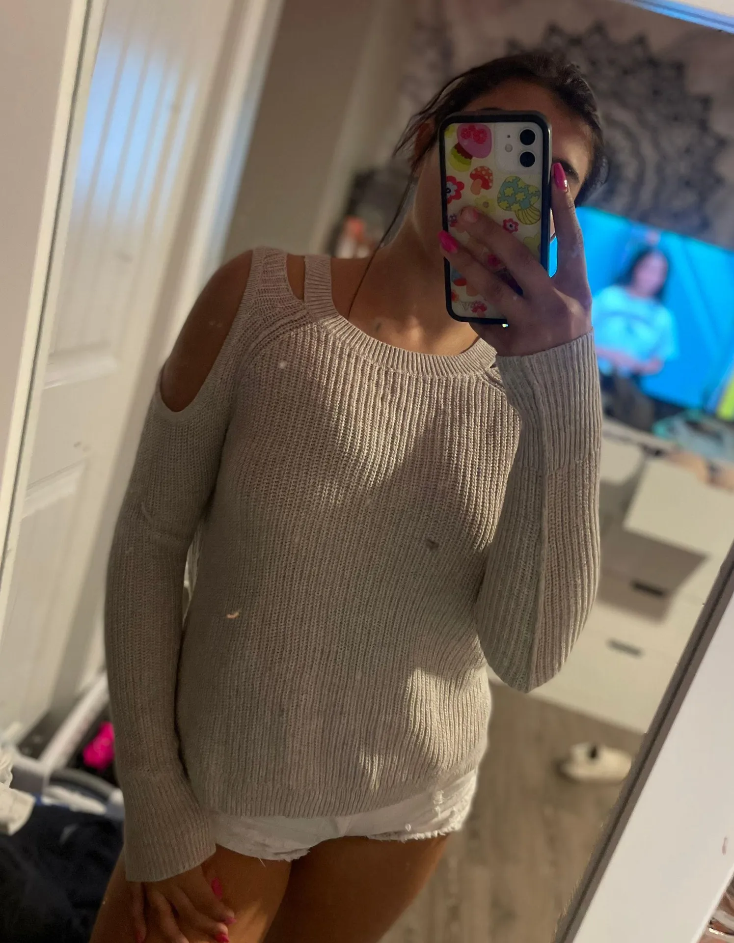 Cold Shoulder Sweater - Image 7