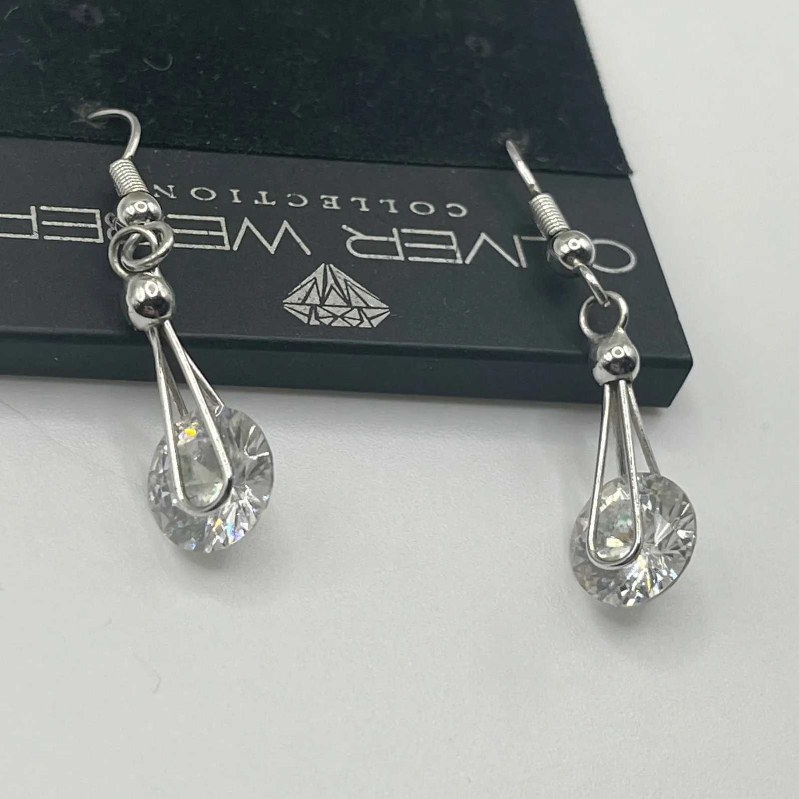 Oliver Weber Collection Swarovski Crystal Drop Earrings Silver Tone Dangle - Image 4