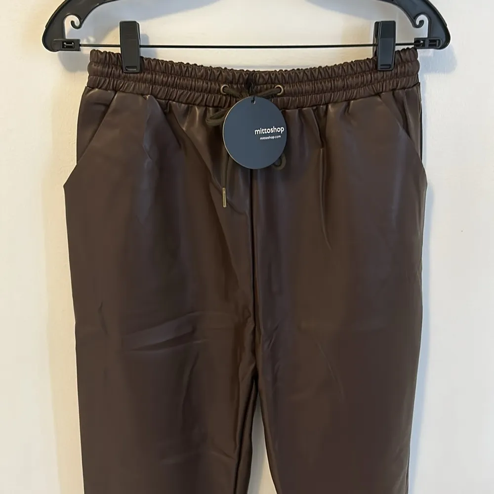 Mittoshop  Faux Leather Joggers Brown - Image 6
