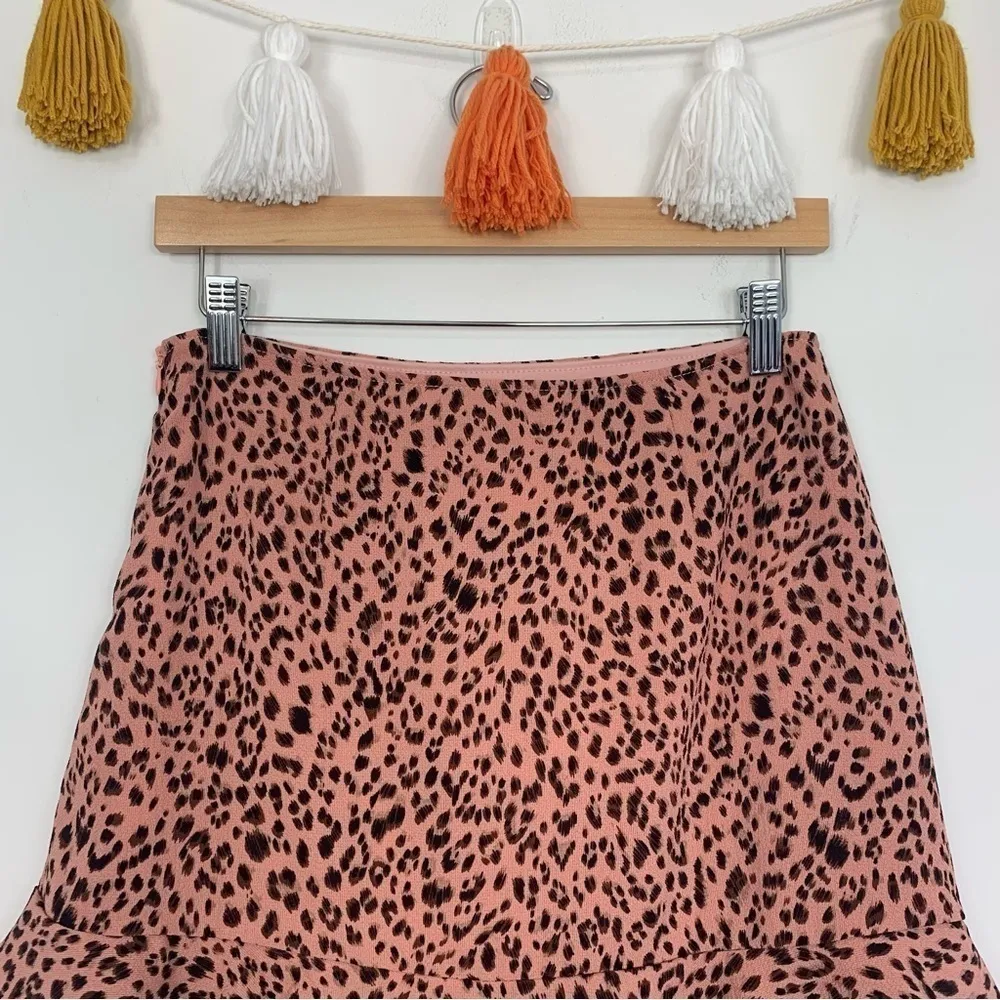 Francesca’s Mi Ami Leopard Print Pink Black Mini Skirt Size Medium - Image 6