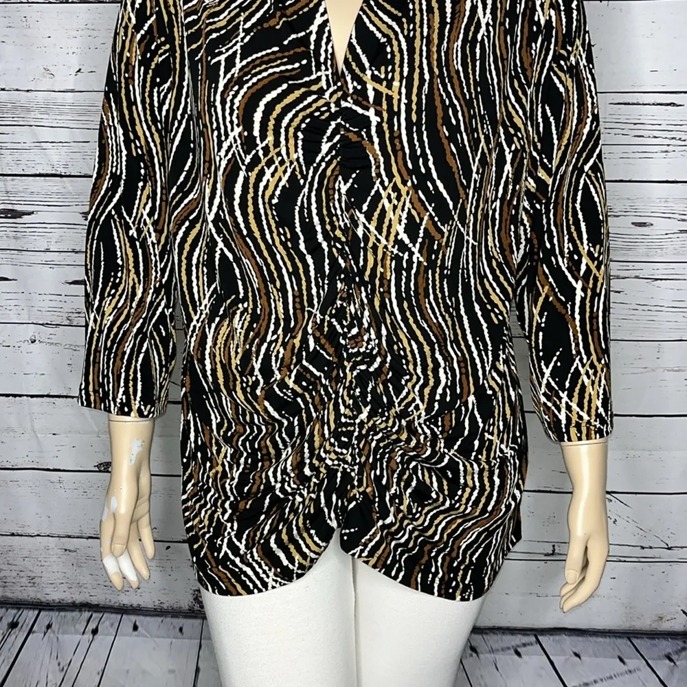 CJ Banks NWT Size 3X 24/26W Black - Brown Swirl Print Ruched Front Blouse Top - Image 2
