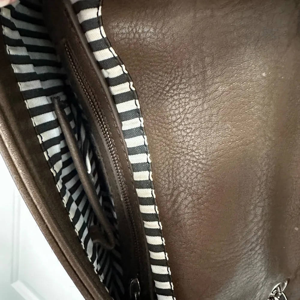 Charming Charlie Chain Single Crossbody or Double the Chain Shoulder Bag Beaded - Image 4