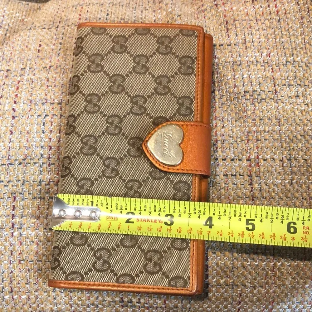 GUCCI GG Monogram Canvas & Leather Heart Clasp Full Length Continental Wallet - Image 13