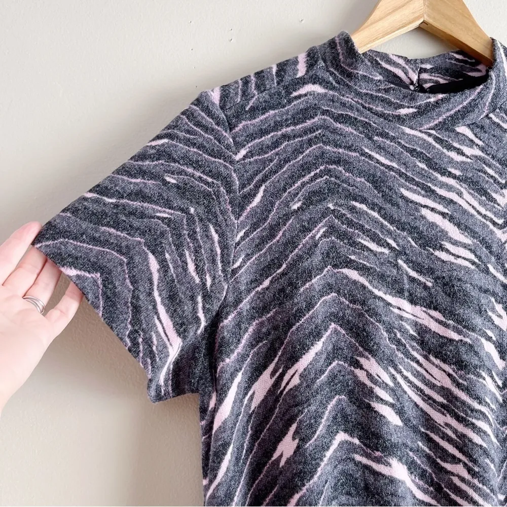 Torrid Dark Grey & Pink Zebra Hacci‎ Mock Neck Trapeze Dress, Size 1X - Image 7