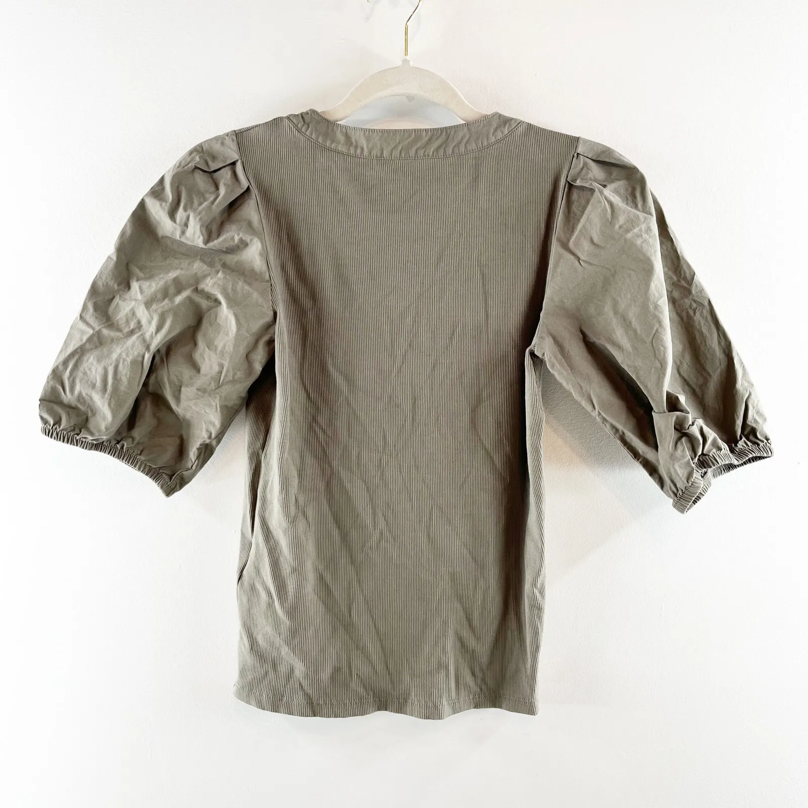 Madewell Cotton Poplin Puff-Sleeve Slim Fit Henley Knit Top Olive Green XS - Image 5