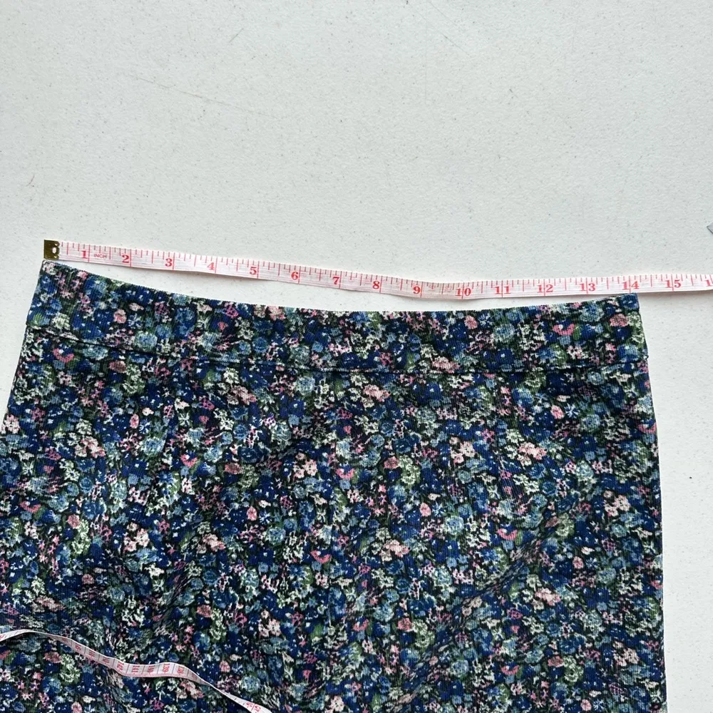 Lulu’s corduroy flowered size small ski skirt - Image 5