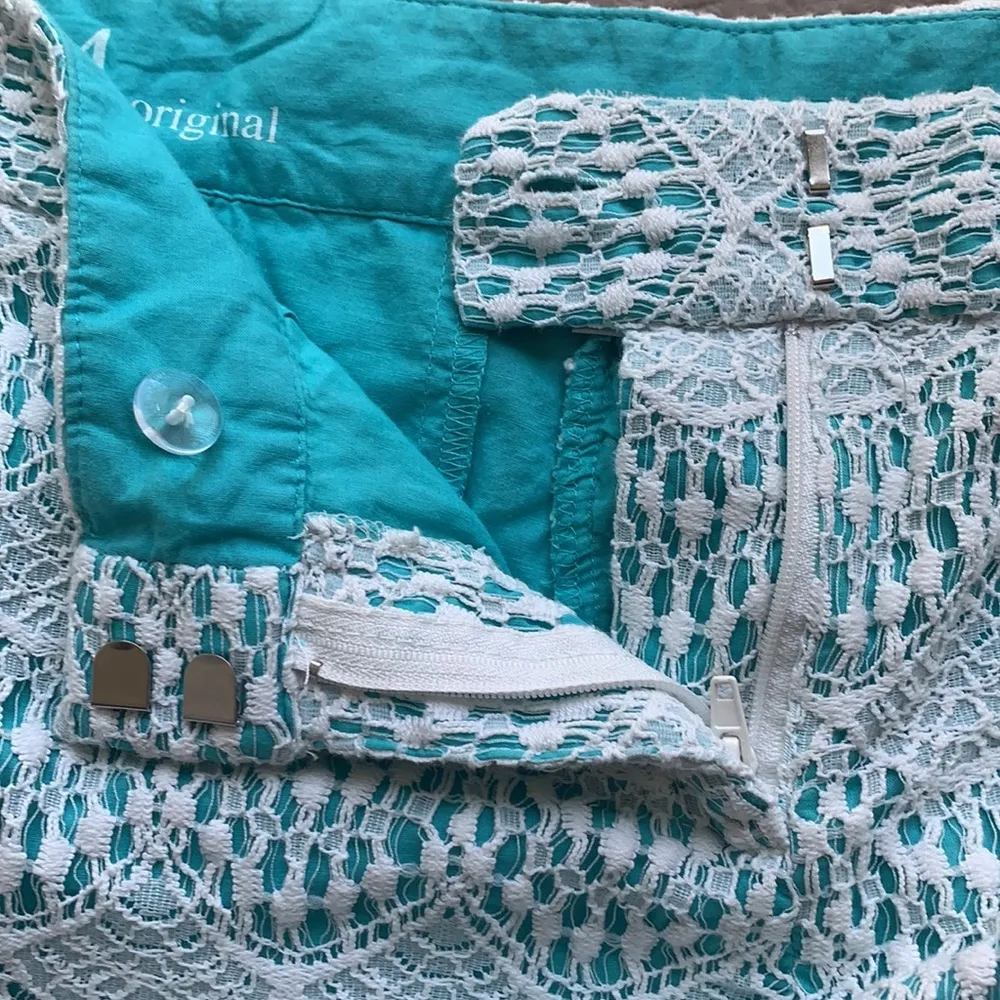 LOFT Lace High Waist Turquoise White Shorts - Image 12