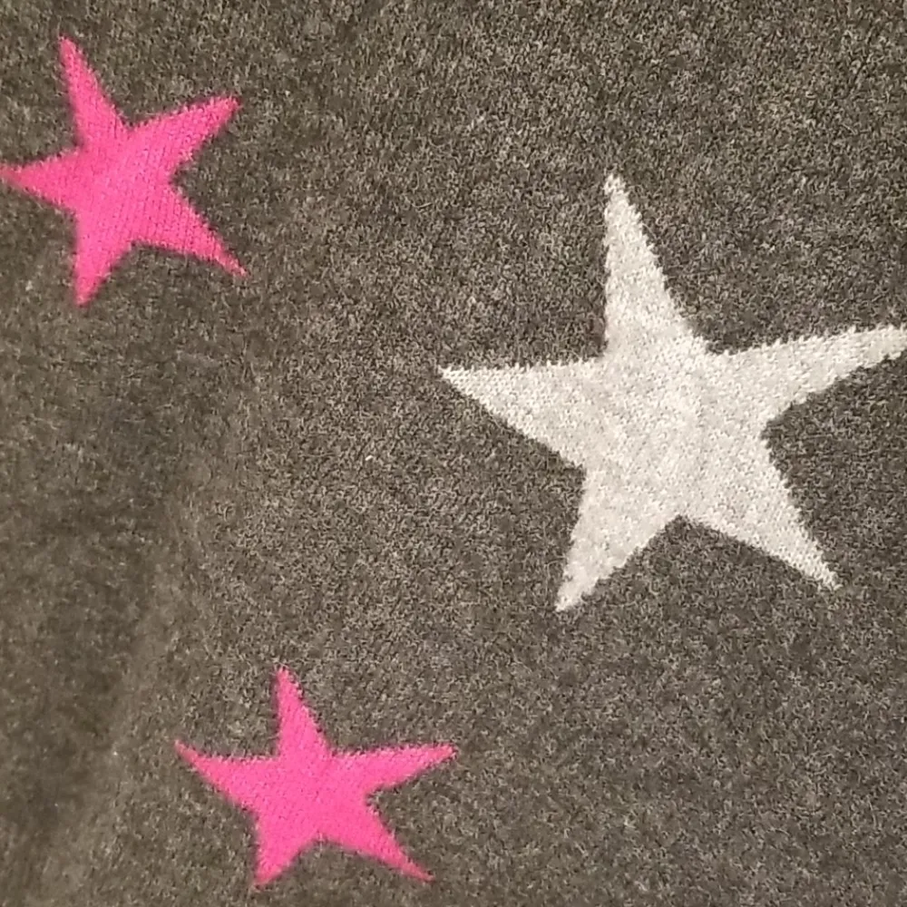 💕PHILOSOPHY💕 Cashmere Raglan Star Print Sweater Medium M NWT - Image 3