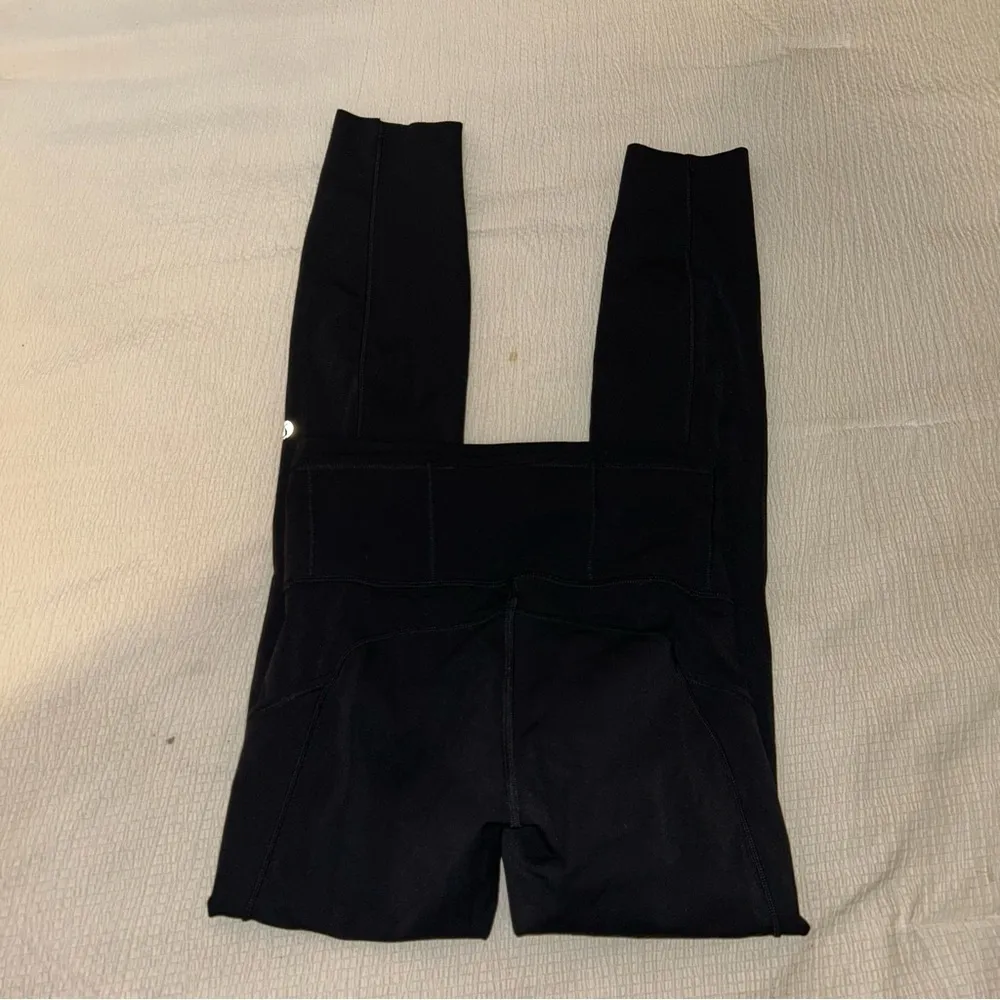 Lululemon Fast & Free 7/8 Tight II Non-Reflective Nulux 25"
Black - Image 3