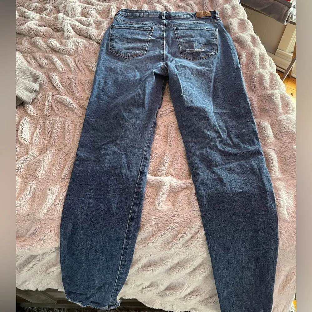 Women's American Eagle skinny jeans - Image 4