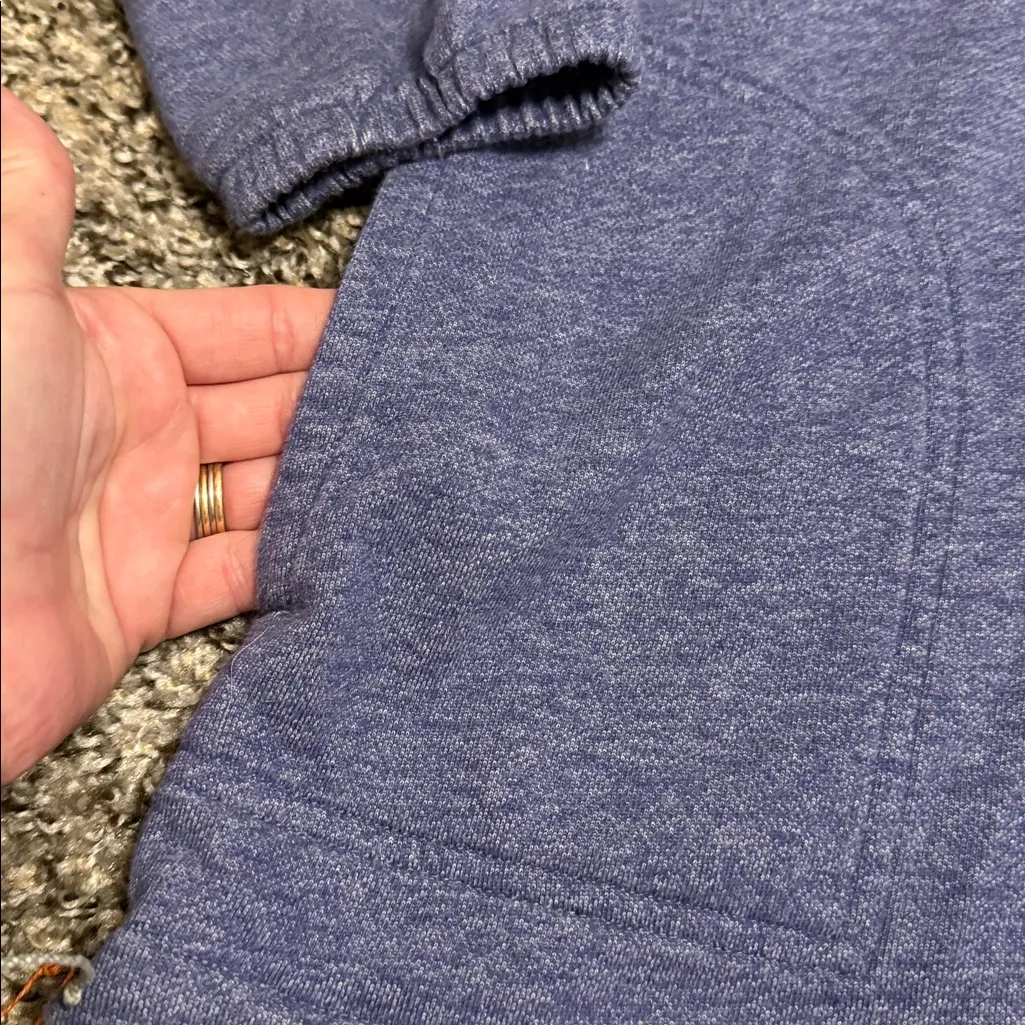 Vineyard Vines Sweatshirt - Image 5