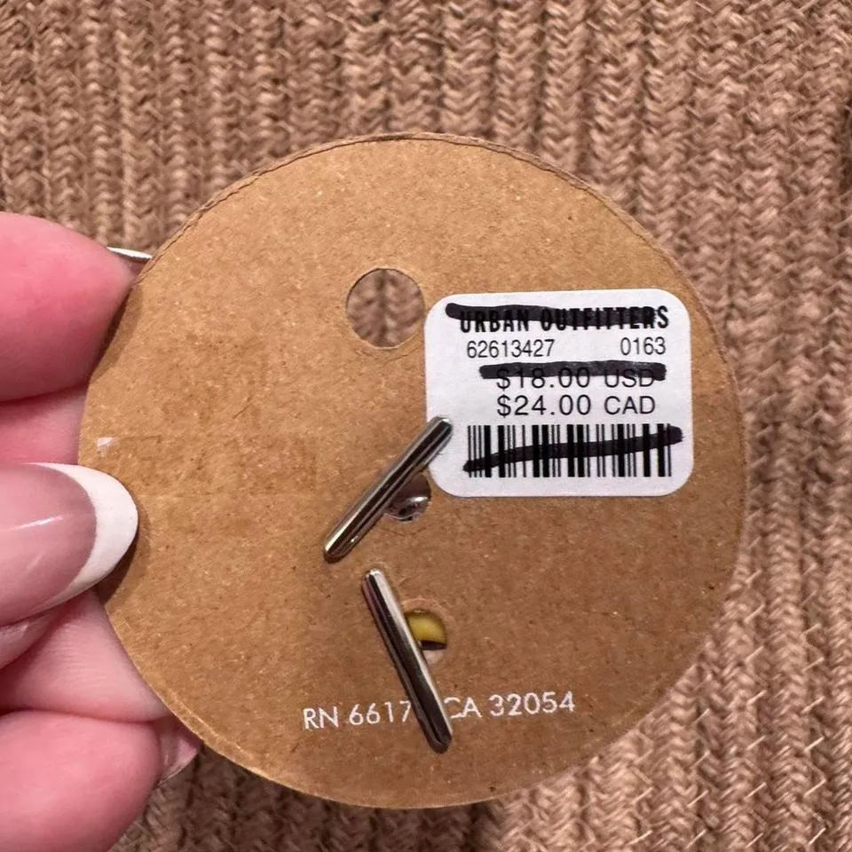 Brand New URBAN OUTFITTERS‎ jewelry ring set - Image 2