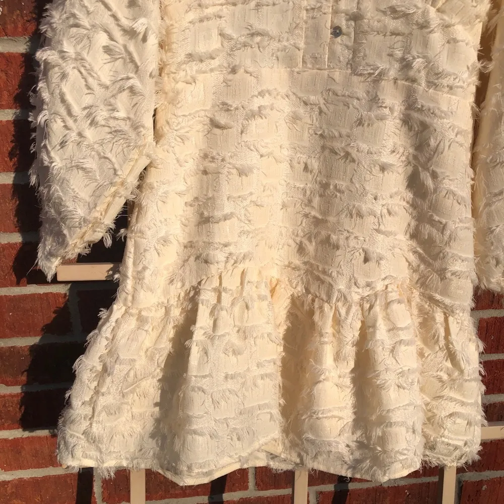 Ellison,Buttery Creamy Layers Of Fringes, Side Zipper,Excellent Condition Small - Image 8