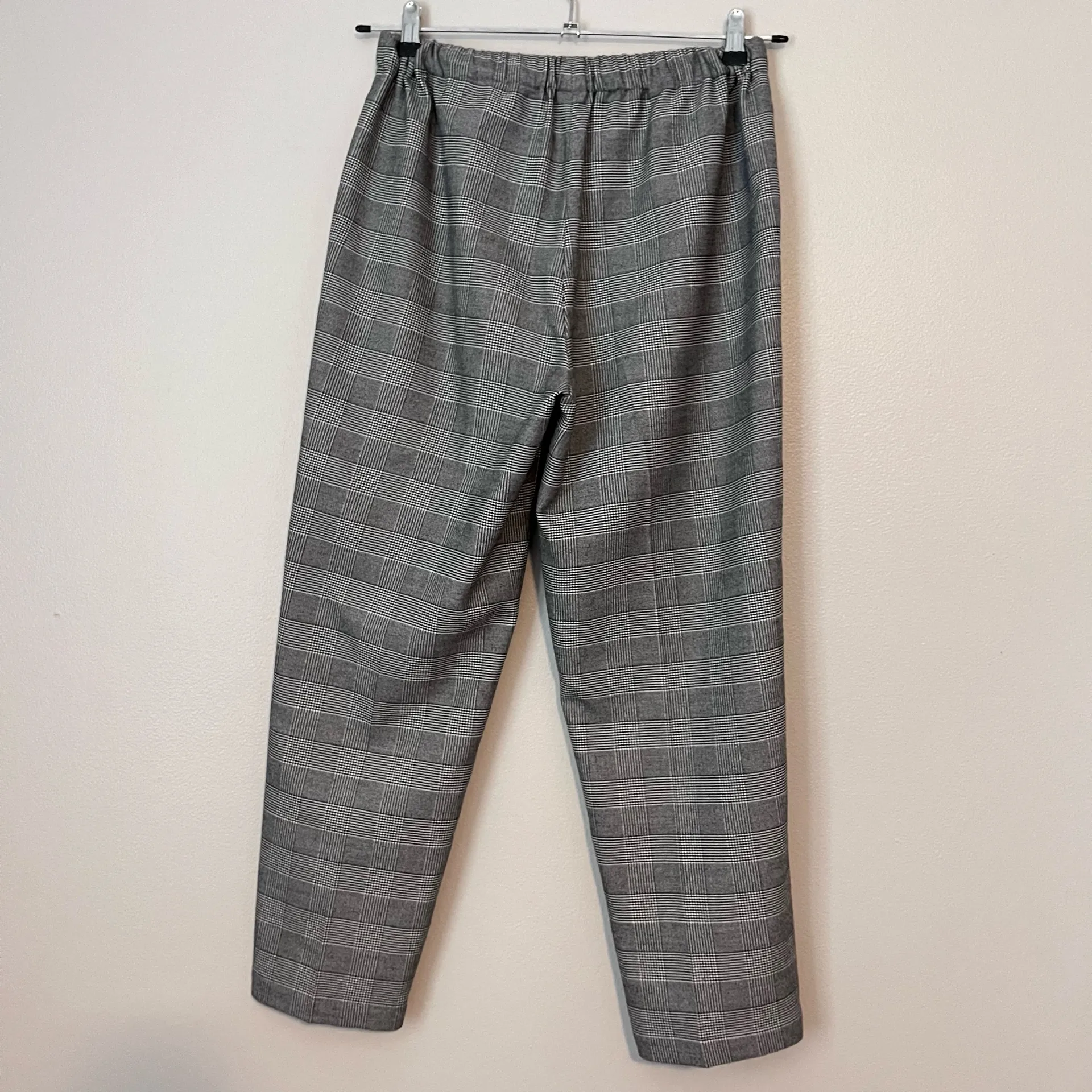 The Group by Babaton Aritzia Jimmy Pull On Flannel Pant Gray Plaid M - Image 7