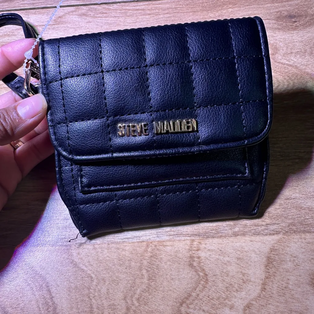 Steve Madden Black Quilted Wristlet - Image 2