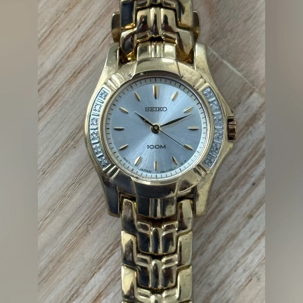 Seiko Diamond Rare Luxury Ladies Watch Silver Dial Gold Plated Bracelet Case - Image 6