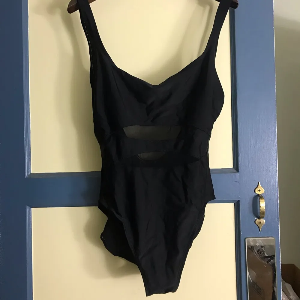 Anne Cole 14 Black High thigh swimsuit - Image 2