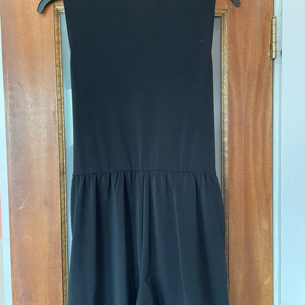 BCBG Generation Black Sleeveless Romper XS - Image 2