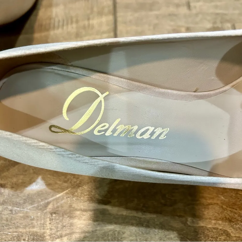 Delman Women’s Silk Peep Toe Pumps with Bows Champagne Size 9.5 FLAW - Image 7