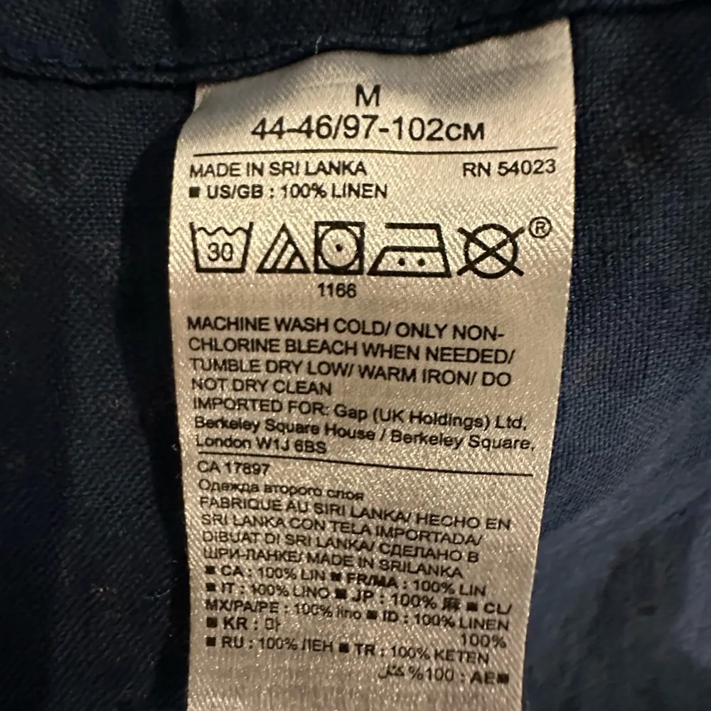 Banana Republic 100%  Camden Fit Linen Floral print button down long sleeve top - Image 8