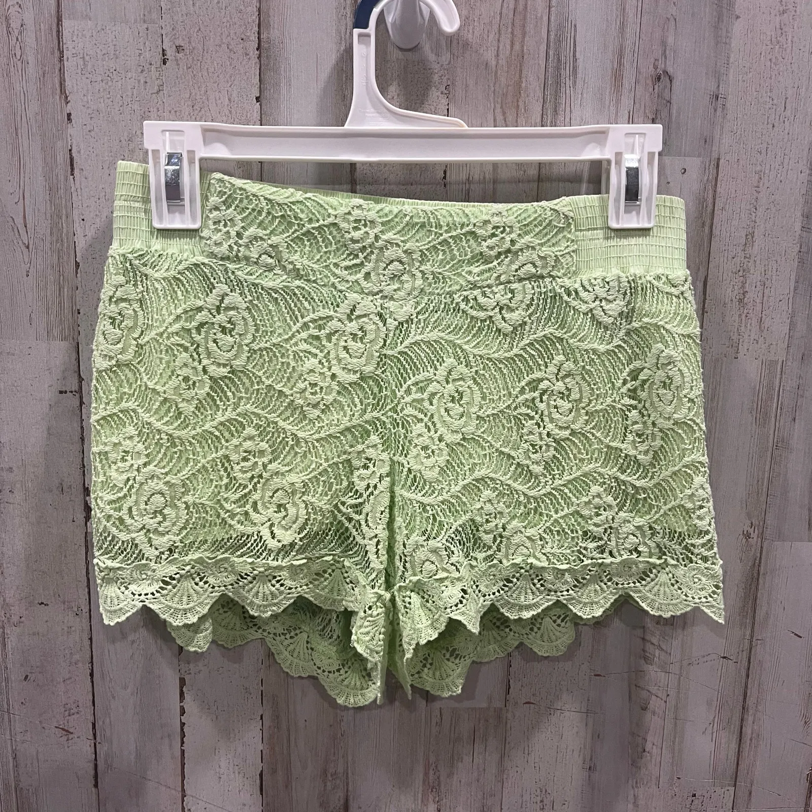 Vintage Miss Me Green Crochet Lace Pull On Shorts Y2K Boho Womens Size Small - Image 2