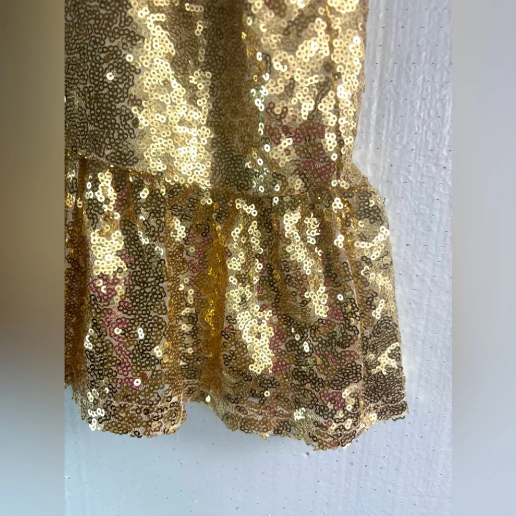 No Boundaries L Gold Sequin Peplum Tank Top - Image 2