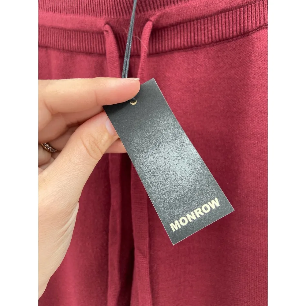 Monrow Supersoft Sweater Knit Cuffed Joggers in Rhubarb Red Size S NWT - Image 4