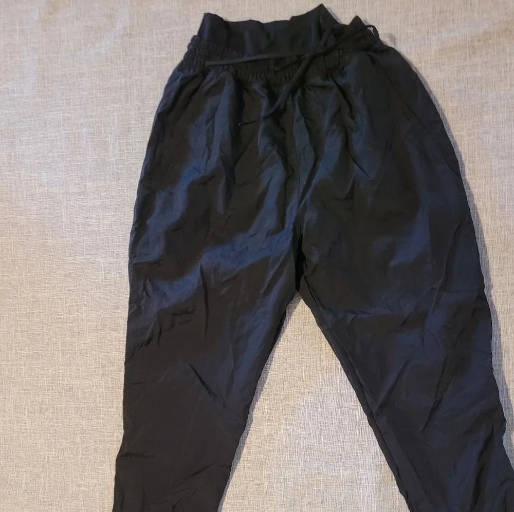 JOGGERS - Image 2