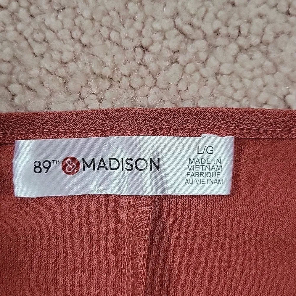 89th & Madison Top Red Size L - Image 3