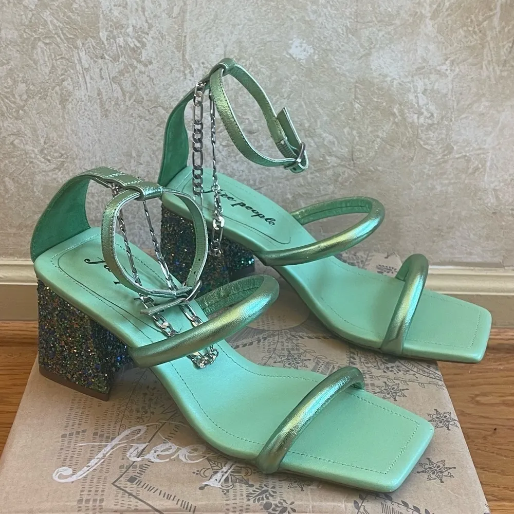 Free People Parker Silver Chain Heels Green Lime Metallic Sz 39 - Image 3