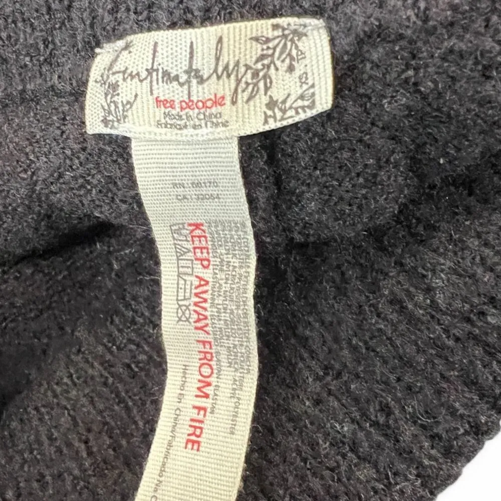 Intimately Free People| XS | Sweater Shorts Set Hoodie Knit 2 Piece Cropped - Image 4