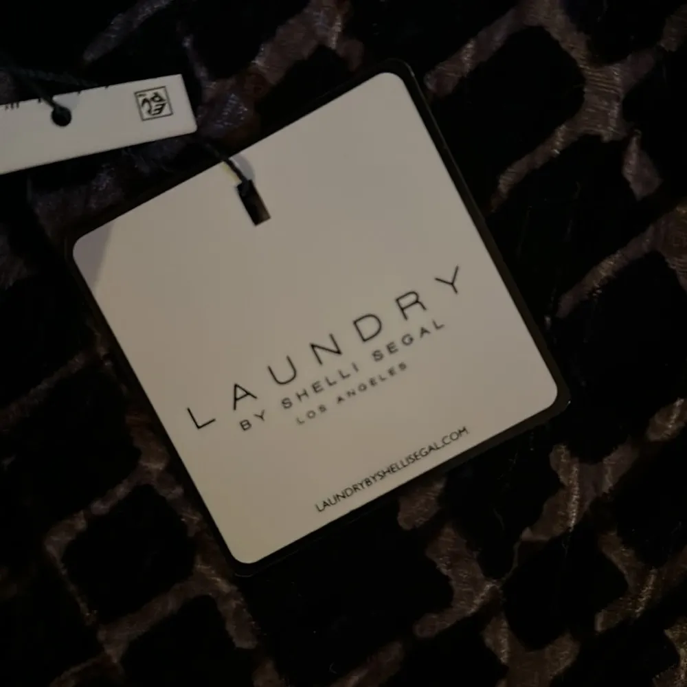 Laundry Shelli Segal size 10 cut velvet lined dress scoop back full sleeve nwt - Image 4