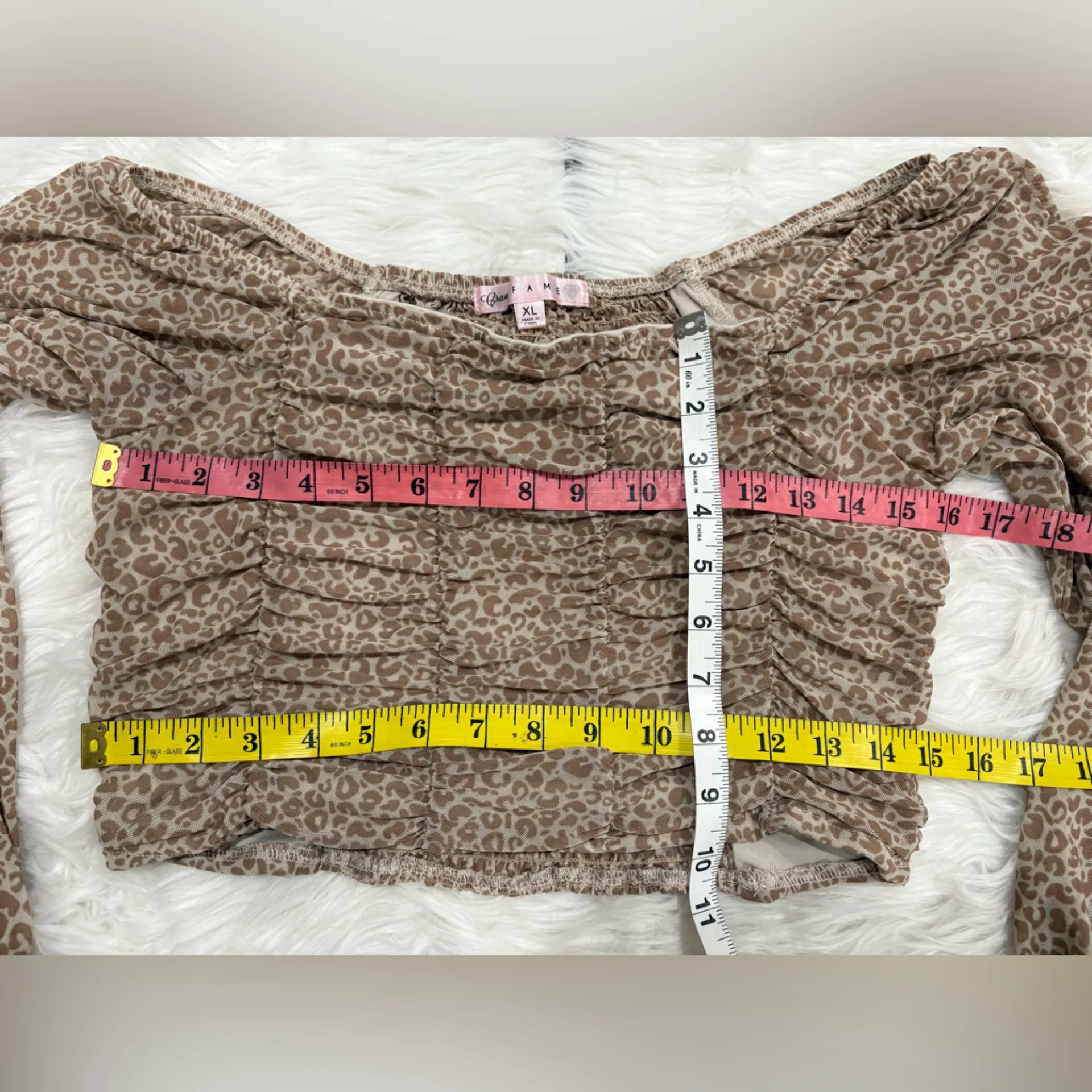 Crave FAME Leopard Crop Top Size XL - Image 3