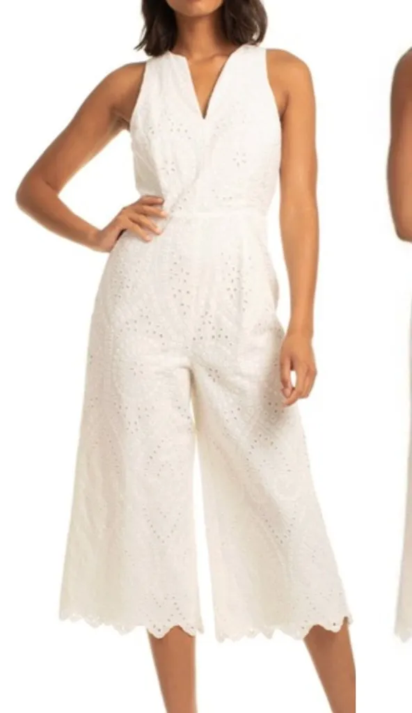 NEW NWT TRINA TRINA TURK Scallop Hem Eyelet Cropped Jumpsuit Cream Ivory ?? Boho - Image 2