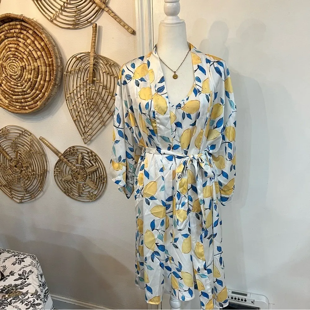 NWT Tribal Life Gives You Lemons Robe Nightgown Set Fruit Print Cottagecore M Yellow Size M - Image 3