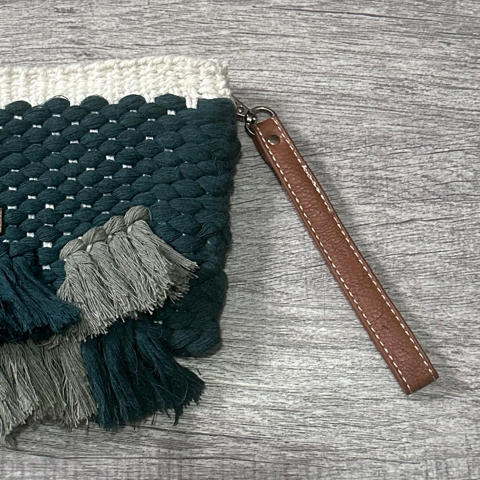 June + Rya Handwoven Boho Small Clutch Bag W/ Hand Strap Zippered Green Cotton - Image 3