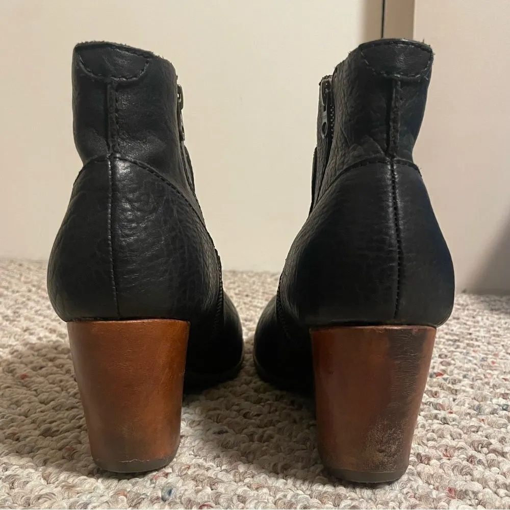 Kork-Ease Michelle Black Leather Ankle Wedge Boots- Size 10 - Image 3