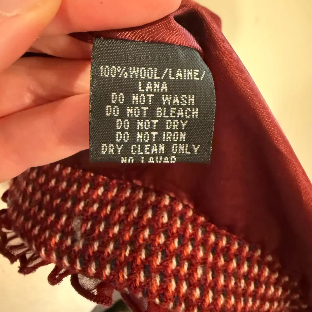 Kenneth Cole New York | Wool tweed wine colored blazer size 4 Red - Image 2