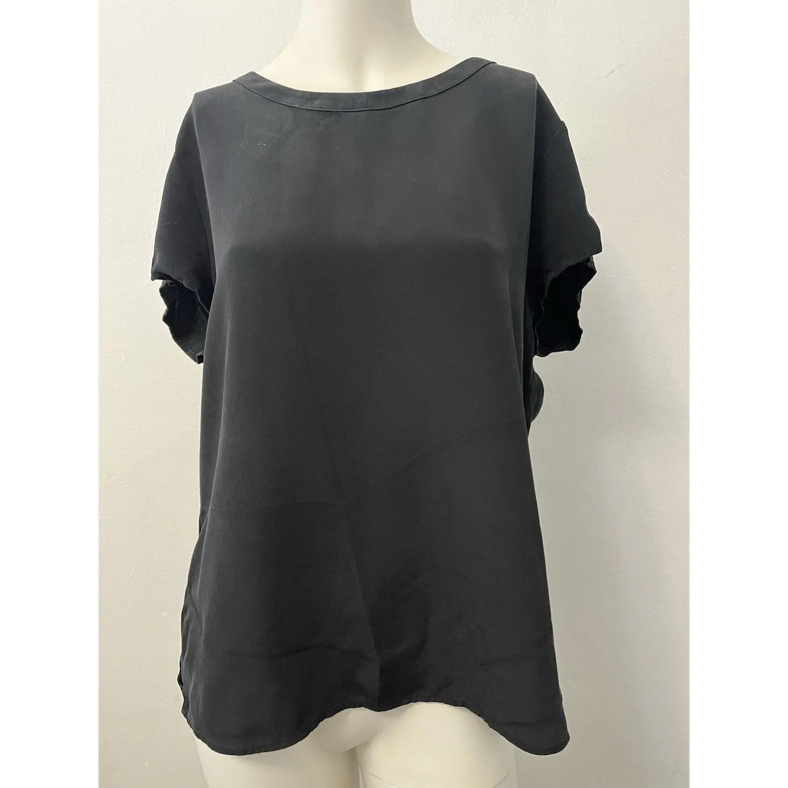 Cuyana Short Sleeve Top L Black Silk office professional corporate quiet luxury - Image 2